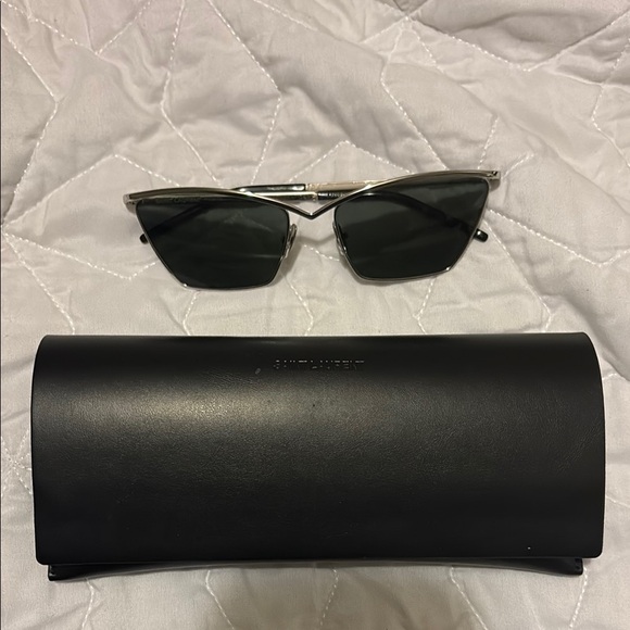 Saint Laurent SL637 Cat Eye Sunglasses - Picture 1 of 9